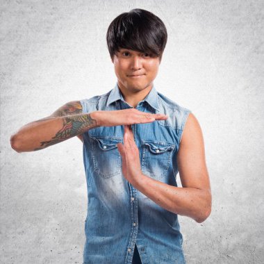 Zaman aşımı jest yapma Asya yakışıklı adam dokulu