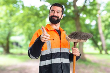 Başparmak ile çöp adam