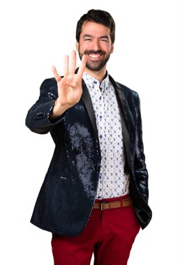 Adam dört sayma ceket ile