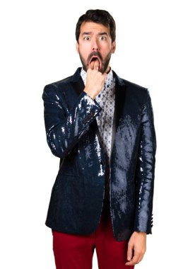 Kusma jest yapma ceket adamla
