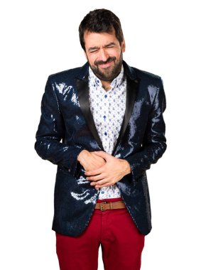 Mide ağrısı ceketle adamla