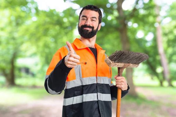 Başparmak ile çöp adam