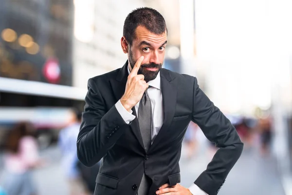 Junger schöner Mann mit Bart — Stockfoto