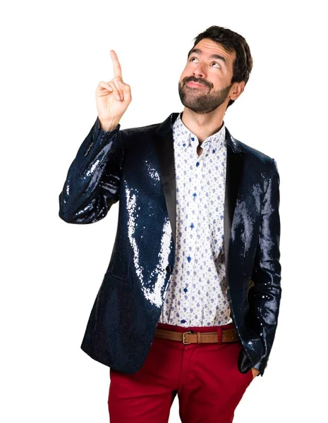 Adam yukarıyı ceket ile