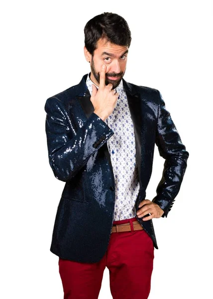 Adam bir şey gösterilen ceket ile