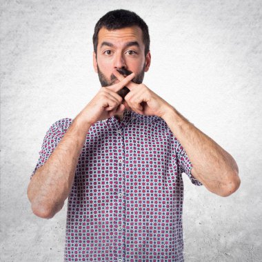 yakışıklı adam yapma sessizlik jest