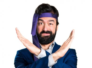 Çılgın ve sarhoş işadamı yok jest yapma