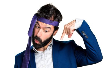 Çılgın ve sarhoş işadamı aşağı dönük