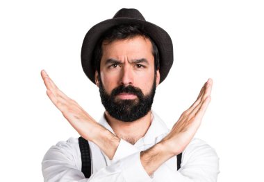 Hiçbir hareketi yapma sakallı hippi adam