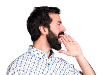 Sakal bağırarak ile esmer yakışıklı