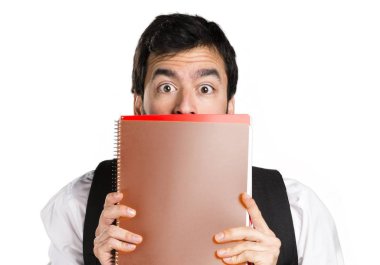 Notebook saklanıyor öğrenci adam