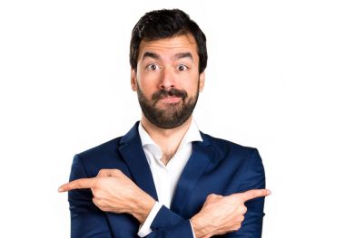 Yakışıklı adam şüpheleri laterallerin işaret