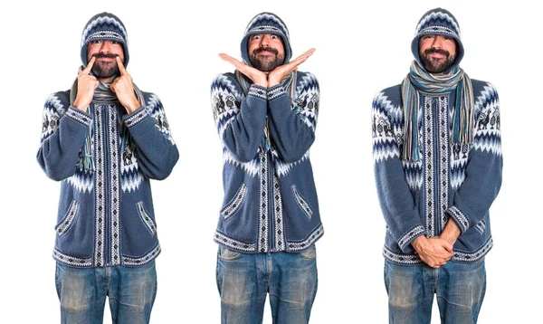 Kış giysileri ile mutlu adam kümesi