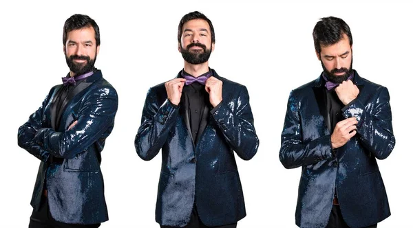 Payet ceket ile mutlu yakışıklı adam