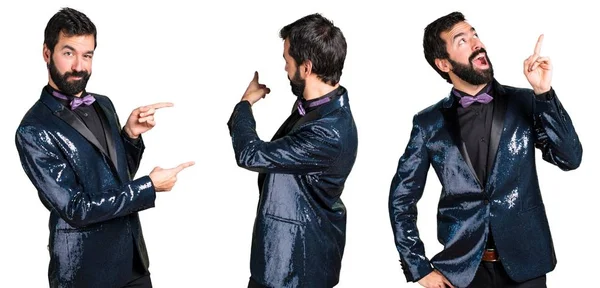 Payet ile yakışıklı erkek ceket işaretleme geri, yukarı ve yanal