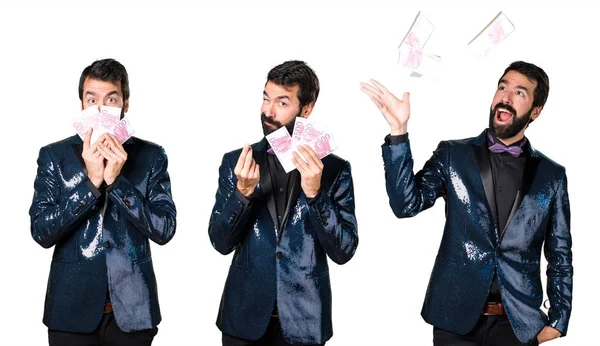 Bir sürü para alarak payet ceket ile yakışıklı adam