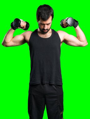 Sakallı yakışıklı esmer adam