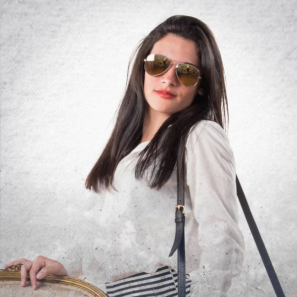 Vintage kanepe modeli kadınla