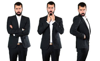 Üzgün yakışıklı işadamı kümesi