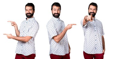 Laterallerin ve ön sakal işaret ile esmer yakışıklı