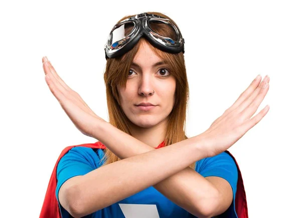 Bastante chica superhéroe haciendo ningún gesto —  Fotos de Stock