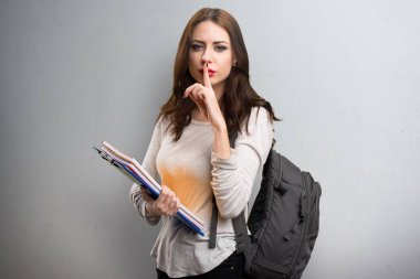 Sessizlik jest yapma öğrenci kadın dokulu arka plan