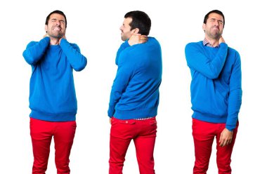 Boyun ağrısı ile yakışıklı genç kümesi