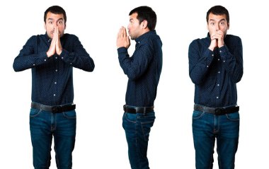 Yakışıklı adam yalvaran kümesi