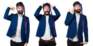 Hayal kırıklığına uğramış çılgın ve sarhoş işadamı