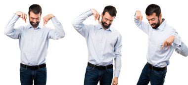 Aşağı dönük sakallı yakışıklı adam ayarla