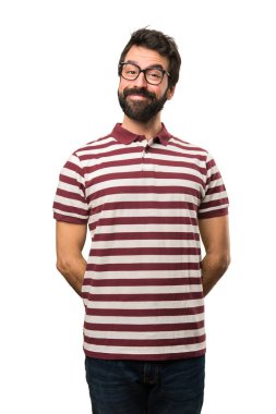 Gözlüklü mutlu adam.