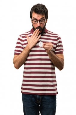 Vintage Chronometre tutan gözlüklü adam