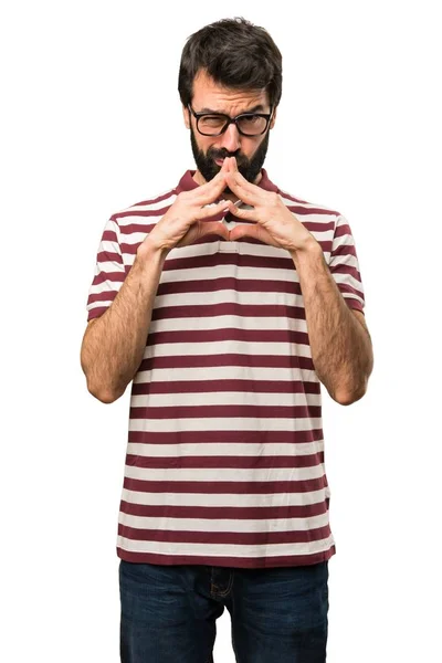 Homem com óculos a pensar — Fotografia de Stock