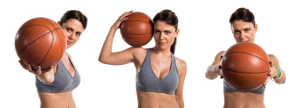 Esporte mulher jogando basquete — Fotografia de Stock