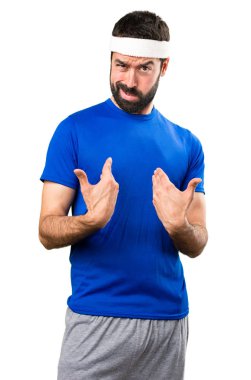Komik sporcu sürpriz jest yapma beyaz backgr izole
