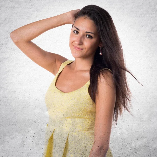 Pretty girl with yellow dress — Stock Photo, Image