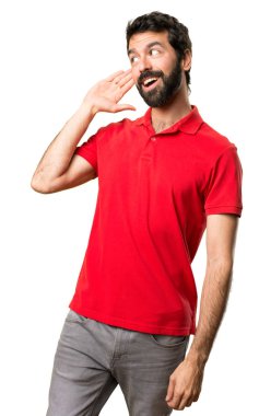 Yakışıklı adam bir şey dinleme