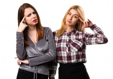 İki arkadaş deli jest yapma