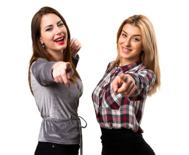 İki arkadaş açık için işaret