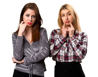 İki arkadaş üzücü 