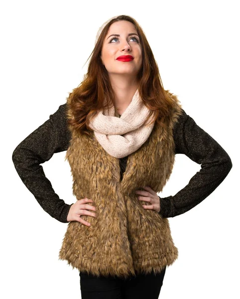 Dívka s zimní oblečení vyhledávání — Stock fotografie