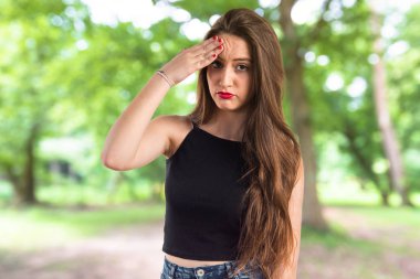 hayal kırıklığına uğramış kız