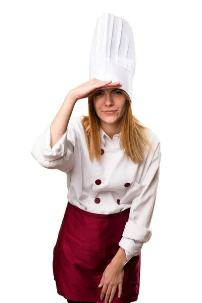 Prachtige chef-kok vrouw iets tonen — Stockfoto