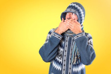 Kış adamla yapım sürpriz jest renkli arka elbise