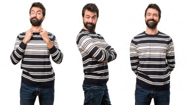 Sakallı adam, kollarını çapraz ayarla