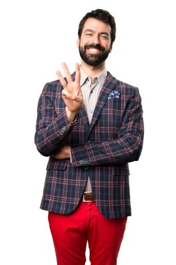 İyi giyimli adam üç beyaz arka plan üzerinde sayma