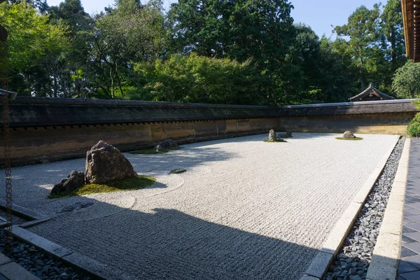 Schöner park in japan — Stockfoto