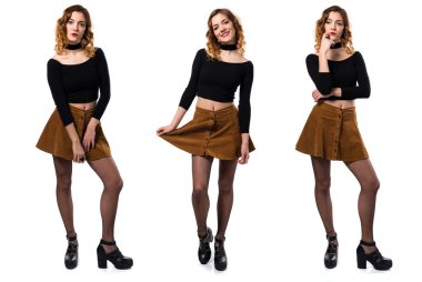 Güzel dizi genç model kadın stüdyoda poz