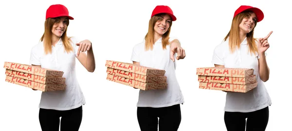 Uppsättning av Pizza leverans kvinna som pekar framåt, nedåt och uppåt — Stockfoto