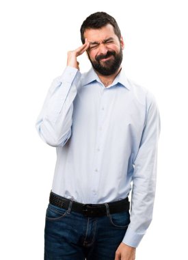 Sakallı sinirli yakışıklı adam